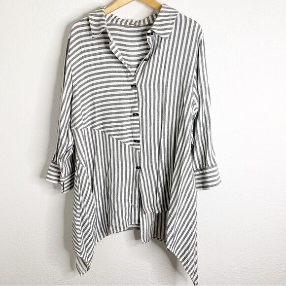Soft Surroundings Striped Asymmetrical Hem Art to Wear Top Size Extra Large - Picture 1 of 4
